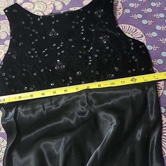 Never Worn VTG 2000s Prom Dress Long Silky Satin Velvet Sequin Empire Waist Top - Picture 8 of 11